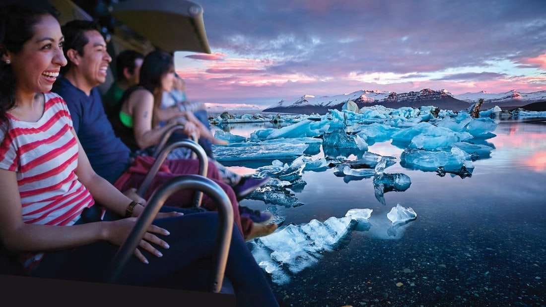 Whales & FlyOver Iceland 4