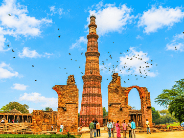 Old & New Delhi Private Day Tour with Female Guide