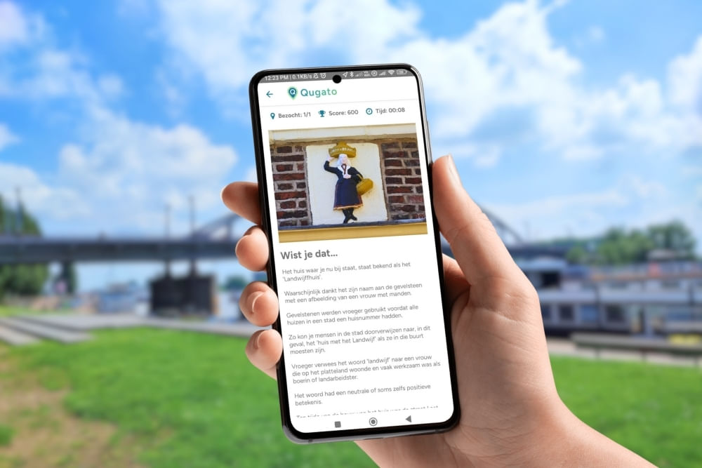Photo of the Qugato app during the City Detective Arnhem scavenger hunt showing a fun fact.