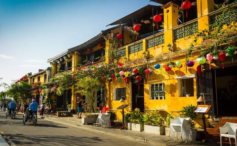 14-Day Cultural Tour of Vietnam and Cambodia Highlights