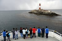 USHUAIA: Beagle Channel Navigation - Isla de los Lobos and Descent at Bridges Islands 8