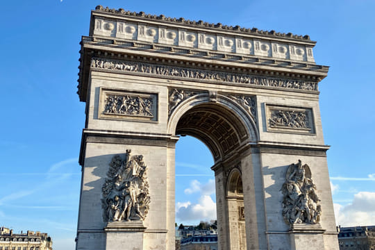 Private Paris Sightseeing City Tour by Minivan