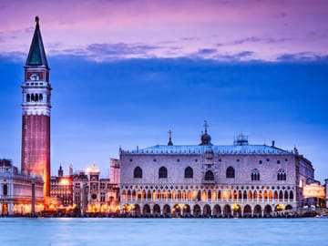 Full-Day Venice Lagoon Tour: Visit Murano, Burano and Torcello