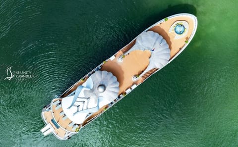 Lan Ha Bay Luxury Day Cruise: Kayaking, Biking, avoid the crowds