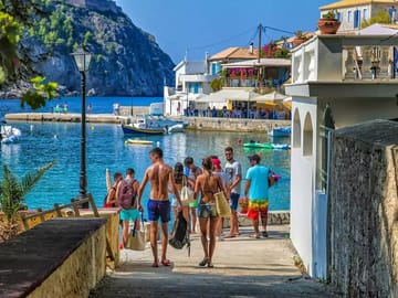 People exploring Assos