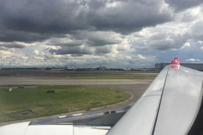 Heathrow Airport Private Transfers to/from London (Postcode W8 to W14) 2