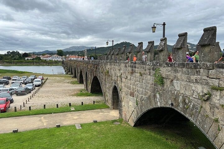 BARCELOS, PONTE LIMA and VIANA CASTELO: Private Tour from Porto