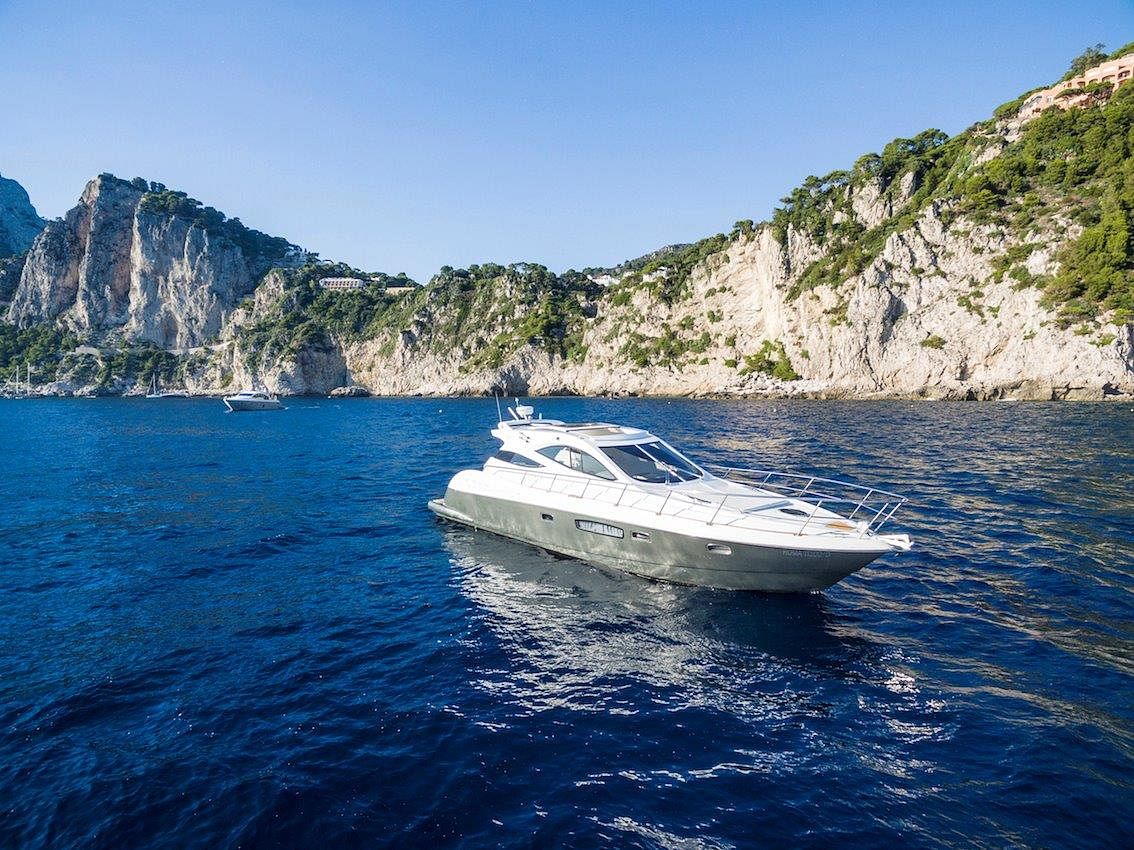 Private Mini-Cruise: Explore Capri & Amalfi Coast on Luxury Yacht