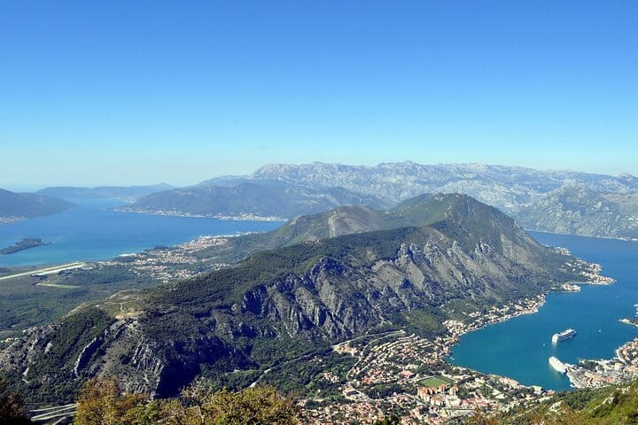 Full-Day Group Tour of Montenegro Coast from Dubrovnik 9