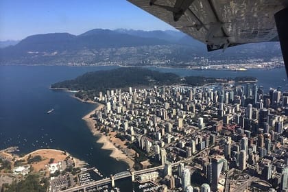 Float Plane Tour to Bowen Island with Dine-in