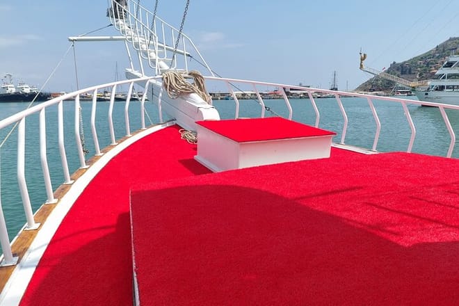 Relax Boat Tour with Lunch and Soft Drinks in Alanya 7
