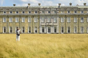  Brighton Arundel castle and Petworth House by Executive Vehicle Private Tour