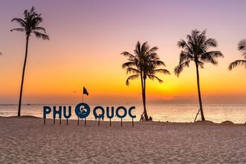 Cultural Highlights Tour of Hanoi and Ha Long Bay
