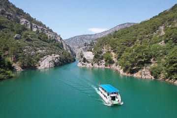 Green Canyon Boat Tour and Lunch at Green Lake in Antalya