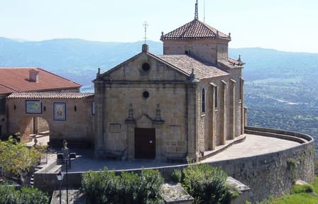 Walking Tour of Plasencia's Cathedral and Historic Sites
