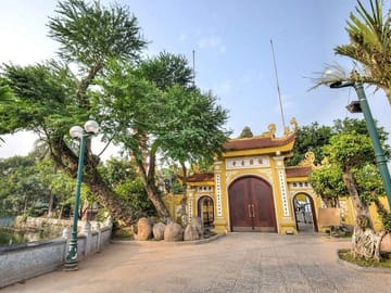 Full Day Hanoi City Tour with Lunch and Limousine