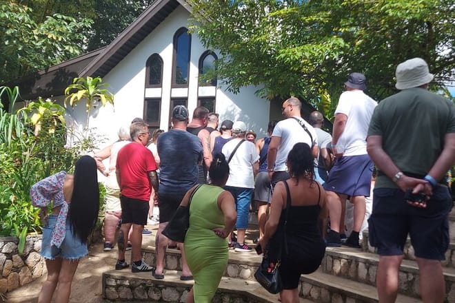 Visitors at Mt. Zion