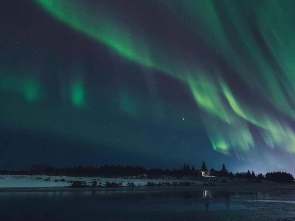 Private Northern Lights Tour with Hot Chocolate in Iceland — Family and Friends Travel Iceland