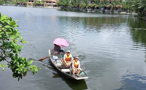 Ninh Binh Highlights Day Tour with Cycling from Hanoi