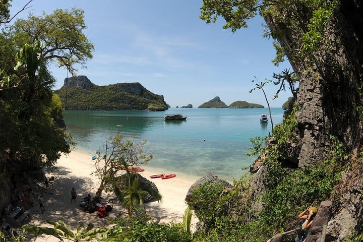 Adventure Kayaking at Angthong Marine Park 4