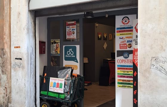 Electric Bikes at Piazza Venezia