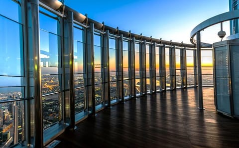 Burj Khalifa Sunrise Experience with Morning Treats in Dubai