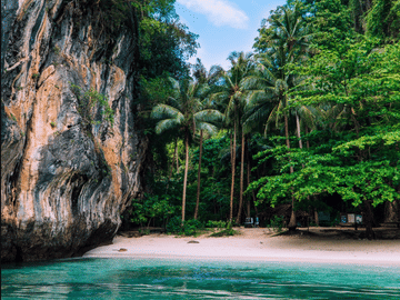 HONG ISLAND – Small Group Tour 12 Guests