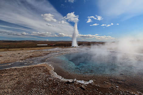 Strokkur crater in the Golden Circle day tour