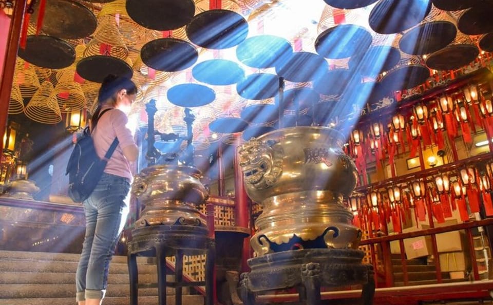 Personalized Private Walking Tour of Hong Kong Highlights and Gems