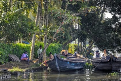 Colony, Backwaters & Beaches of Kerala (7 Days)