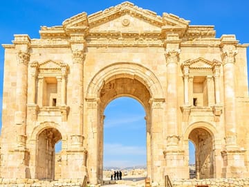 Private Day Trip to Jerash and Umm Qais from Amman