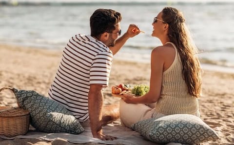 Beer, Burger, and Beach Tour in Sint Maarten