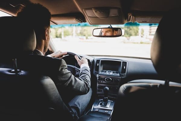 Private transfers between Albufeira and Bordeira