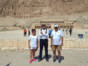 Full-Day Luxor Private Guided Tour From Aswan