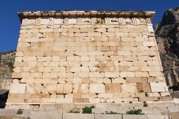 3 Days Private Tour: Delphi & Meteora