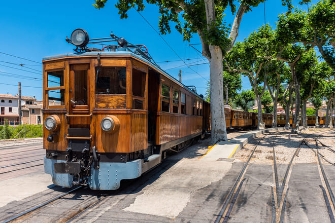 Tramuntana Tour: Soller Train, Tram and Boat