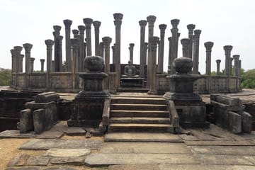 Dambulla and Polonnaruwa Day Tour from Anuradhapura
