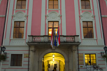 Trakošćan Castle and Varaždin Cultural Day Tour