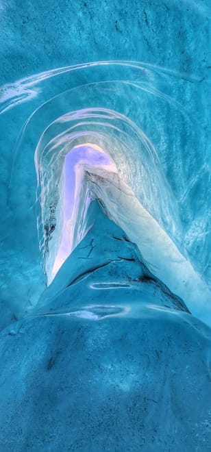 Blue Ice Cave Exploration from Jökulsárlón (Small Group Tour) photo 3