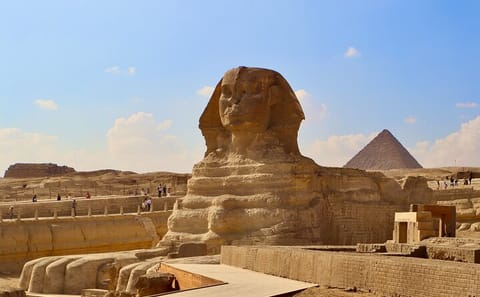 Private Guided Tour of Giza Pyramids and Sphinx in Cairo