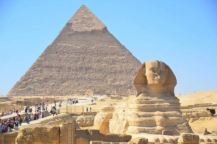 Giza Pyramids & Sphinx Guided Tour with Traditional Lunch & Camel Ride