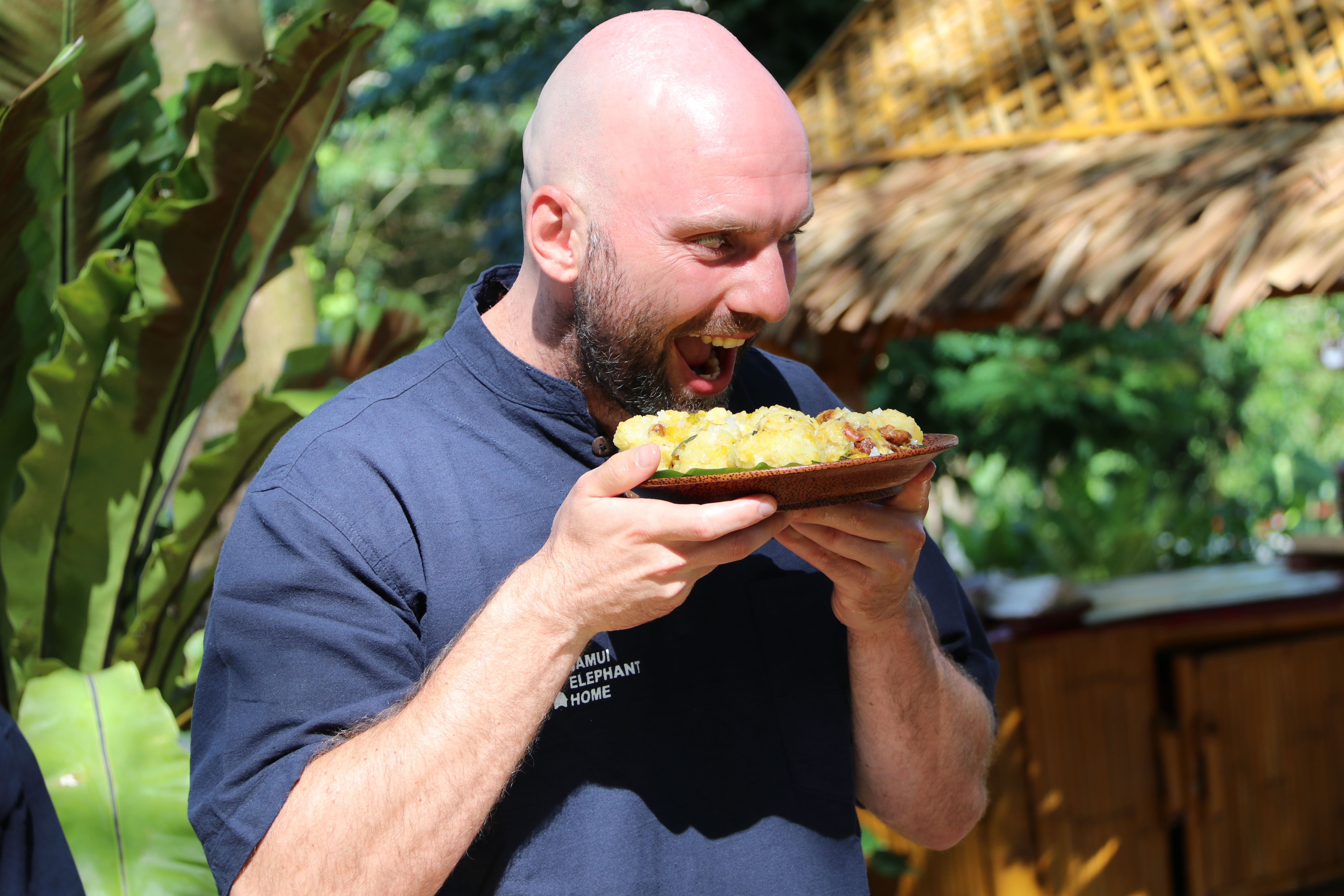 Samui: Feeding Program at the Elephant Home Nursery