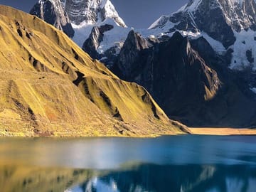 Full-Day Hike to Seven Glacial Lakes in Ausangate, Cusco