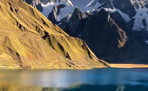 Full-Day Hike to Seven Glacial Lakes in Ausangate, Cusco