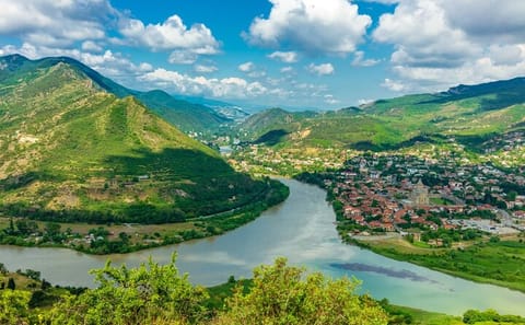 Guided Day Trip from Tbilisi to Mtskheta and Gori
