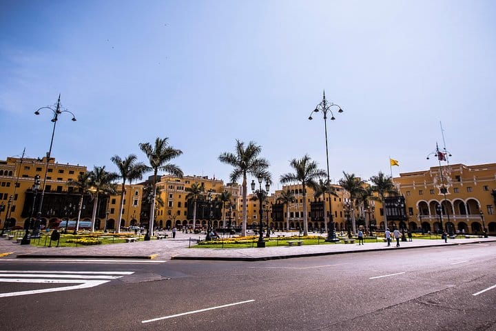 Lima City Tour and Larco Museum 3