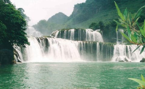Ban Gioc Waterfall 3 Days 2 Nights From Hanoi