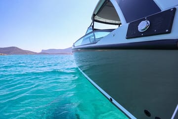 Private Honeymoon Cruise in Mykonos with Snorkeling Stops