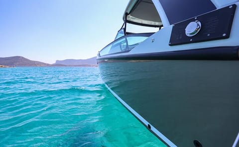Private Honeymoon Cruise in Mykonos with Snorkeling Stops