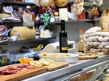Culinary Walking Tour with Tastings in Florence